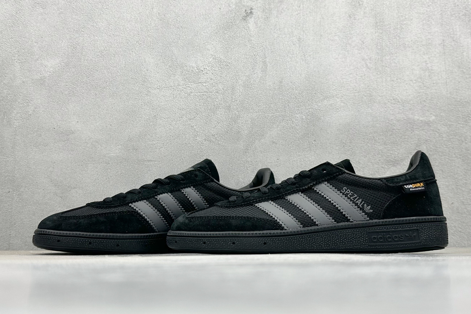 AD Originals Handball SPZL 手球运动员系列百搭休闲运动板鞋 IE6603-莆田鞋,莆田鞋货源,高仿鞋,高仿鞋货源,安福档口,莆田高仿鞋,莆田鞋批发,高仿鞋批发,莆田高仿运动鞋,高仿运动鞋,莆田运动鞋 AD Originals Handball SPZL 手球运动员系列百搭休闲运动板鞋 IE6603