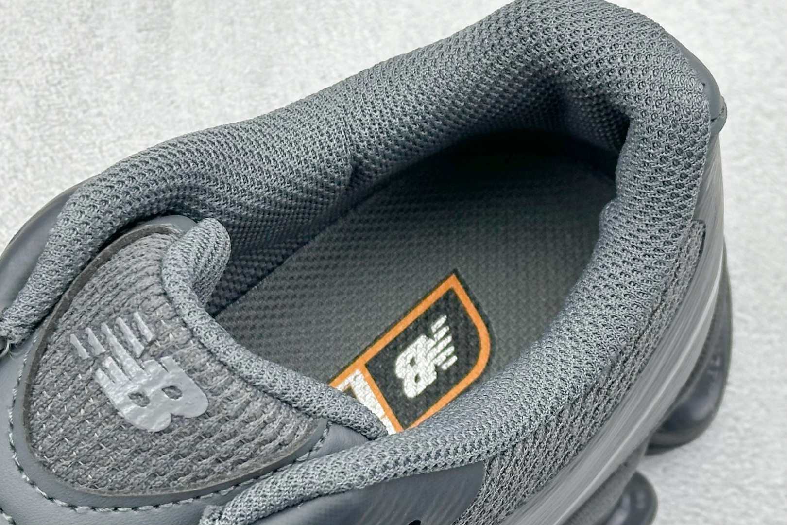 I8 New Balance 新百伦 NB2000 网面休闲鞋 U2000DR