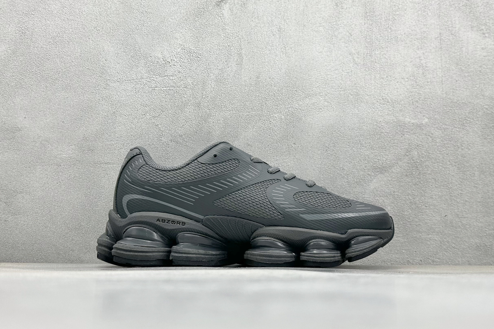 I8 New Balance 新百伦 NB2000 网面休闲鞋 U2000DR