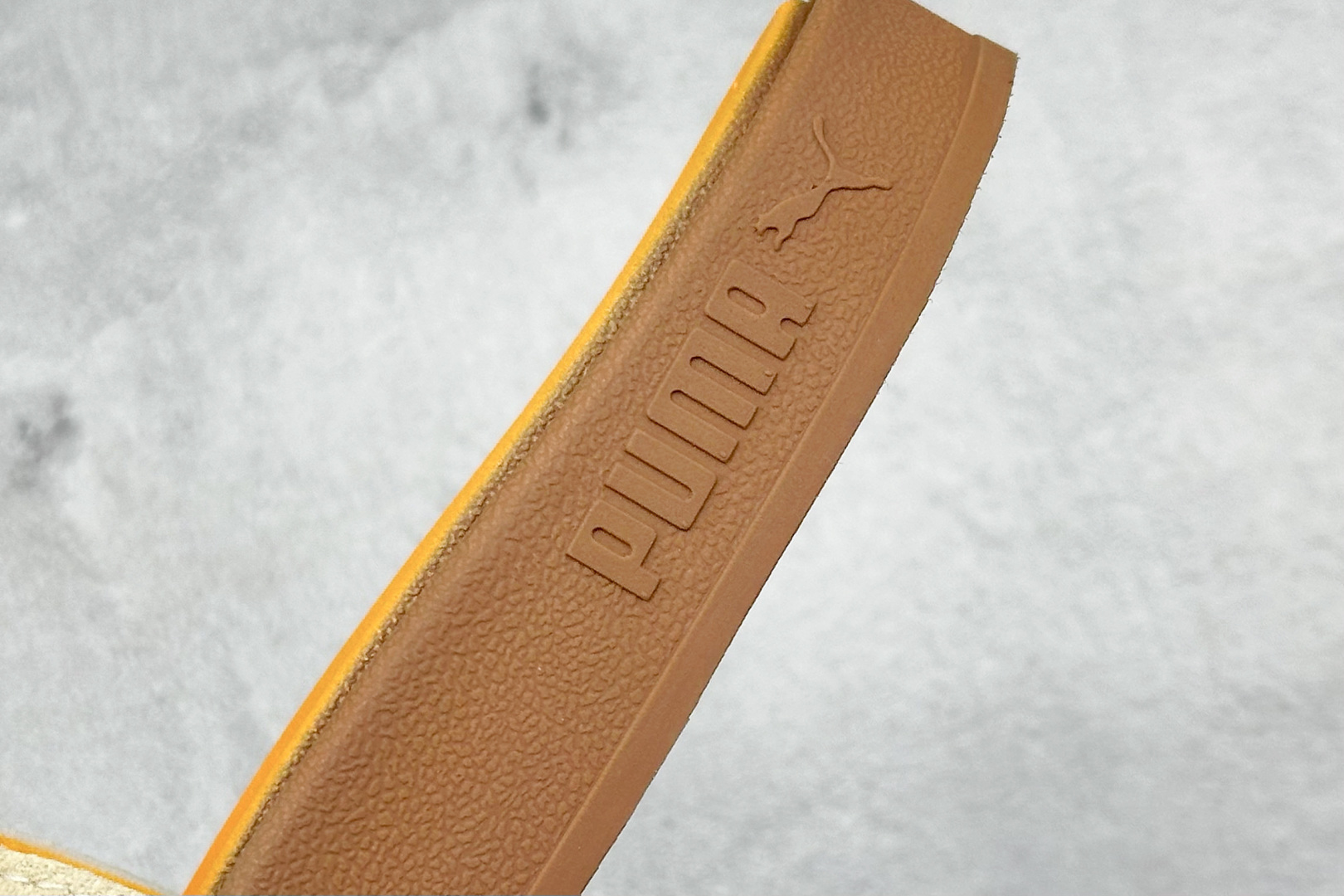 110 PUMA Leadcat 2.0 Palermo Foil 彪马舒适透气 橡胶底拖鞋 399041-01-Chinese UA Cheap High Quatity Brand Clothes Bags handbags Sneakers wholesale wholesaler seller from China Factory suppliers Fashion Clothing Shoes best Quality Beautiful Price 110 PUMA Leadcat 2.0 Palermo Foil 彪马舒适透气 橡胶底拖鞋 399041-01