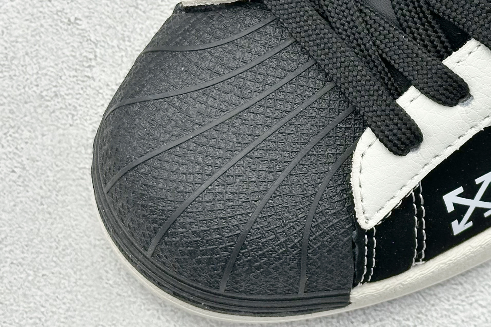 240 AD Originals Superstar x OFF-WHITE 黑白 AD8019-Chinese UA Cheap High Quatity Brand Clothes Bags handbags Sneakers wholesale wholesaler seller from China Factory suppliers Fashion Clothing Shoes best Quality Beautiful Price 240 AD Originals Superstar x OFF-WHITE 黑白 AD8019