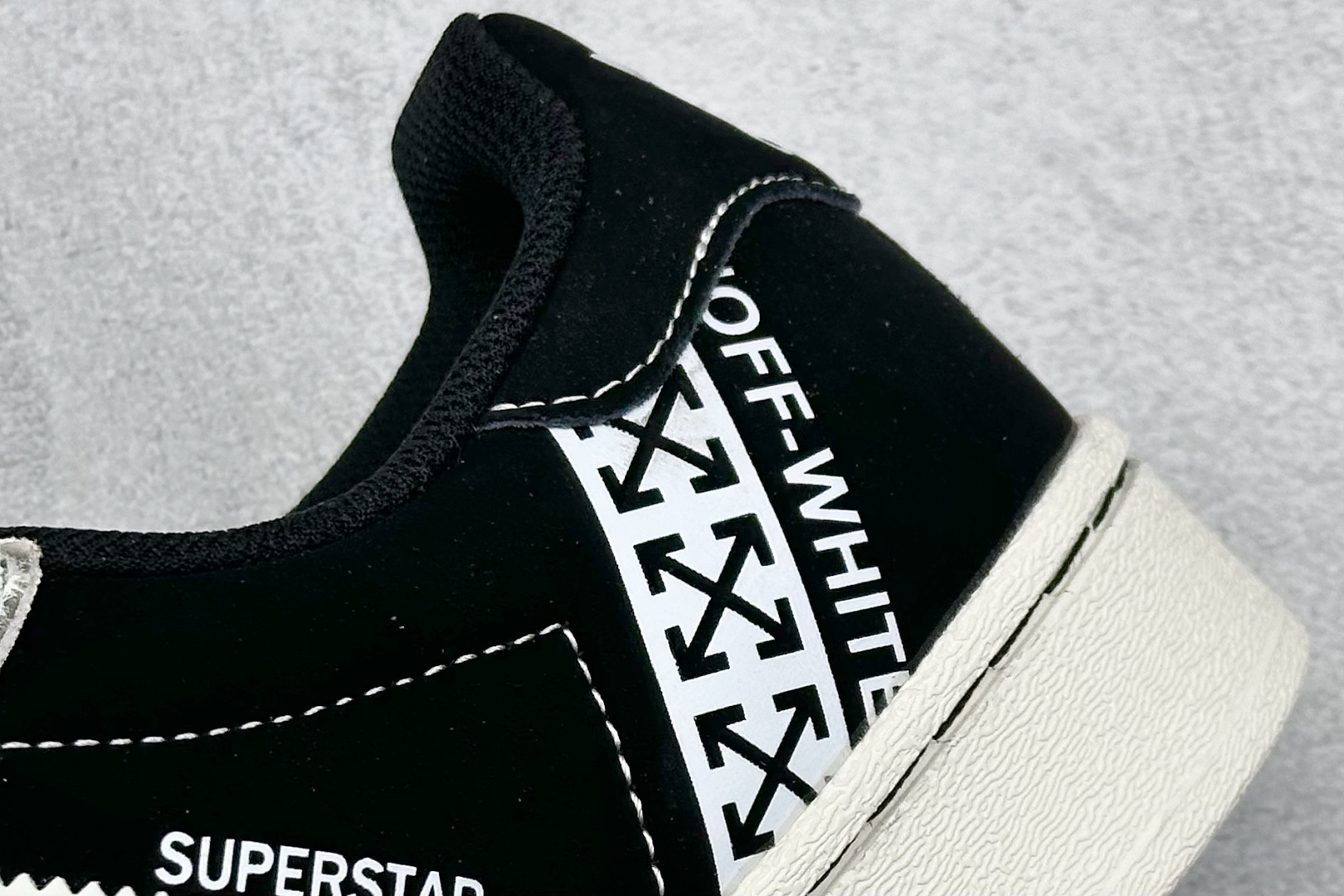 240 AD Originals Superstar x OFF-WHITE 黑白 AD8019-Chinese UA Cheap High Quatity Brand Clothes Bags handbags Sneakers wholesale wholesaler seller from China Factory suppliers Fashion Clothing Shoes best Quality Beautiful Price 240 AD Originals Superstar x OFF-WHITE 黑白 AD8019