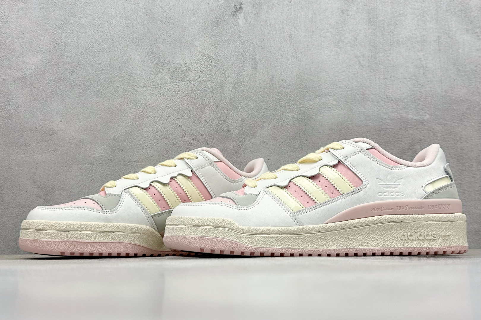 220 Adidas Forum Low CL 潮流休闲运动板鞋 以复古篮球鞋 JR8032-Chinese UA Cheap High Quatity Brand Clothes Bags handbags Sneakers wholesale wholesaler seller from China Factory suppliers Fashion Clothing Shoes best Quality Beautiful Price 220 Adidas Forum Low CL 潮流休闲运动板鞋 以复古篮球鞋 JR8032