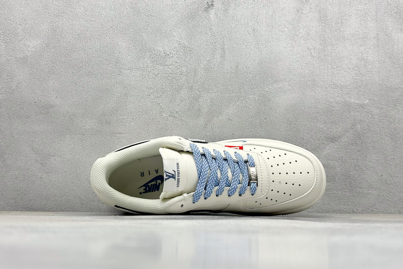 240 Nike Air Force 1 Low 07 x Louis Vuitton 白蓝小勾 CS5288-018-Chinese UA Cheap High Quatity Brand Clothes Bags handbags Sneakers wholesale wholesaler seller from China Factory suppliers Fashion Clothing Shoes best Quality Beautiful Price 240 Nike Air Force 1 Low 07 x Louis Vuitton 白蓝小勾 CS5288-018