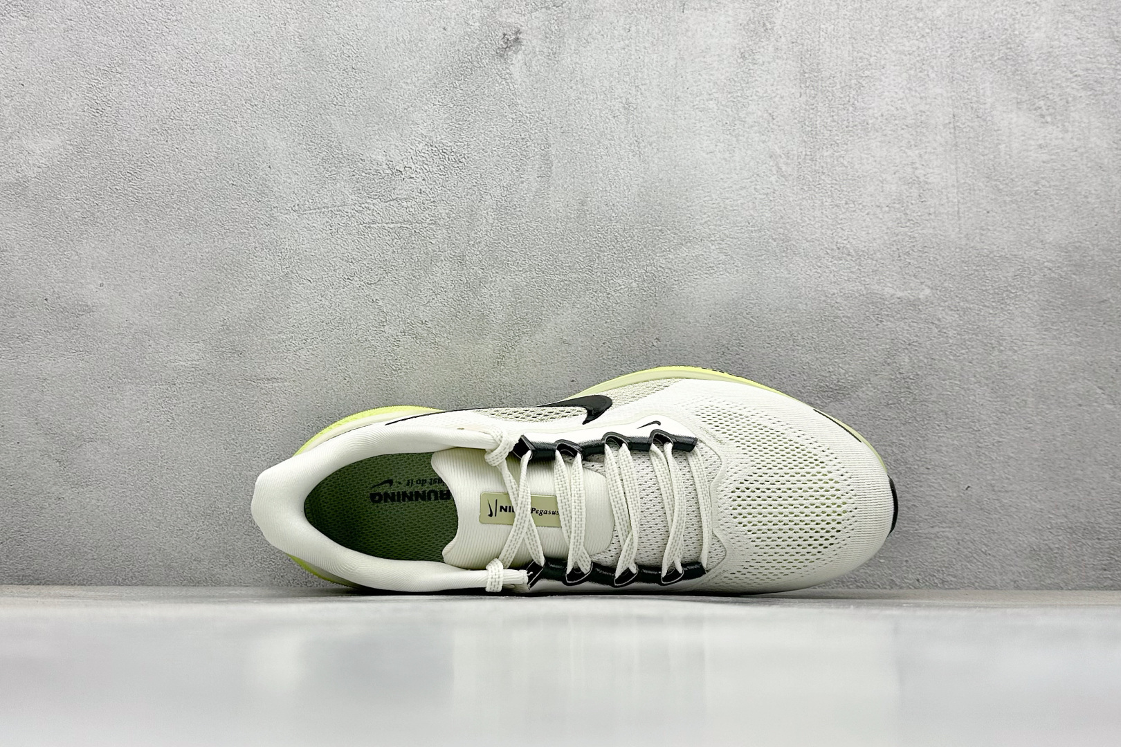 170 J版 Nk Air Zoom Pegasus 41 耐克网面透气轻便耐磨跑鞋 FD2722-109-Chinese UA Cheap High Quatity Brand Clothes Bags handbags Sneakers wholesale wholesaler seller from China Factory suppliers Fashion Clothing Shoes best Quality Beautiful Price 170 J版 Nk Air Zoom Pegasus 41 耐克网面透气轻便耐磨跑鞋 FD2722-109