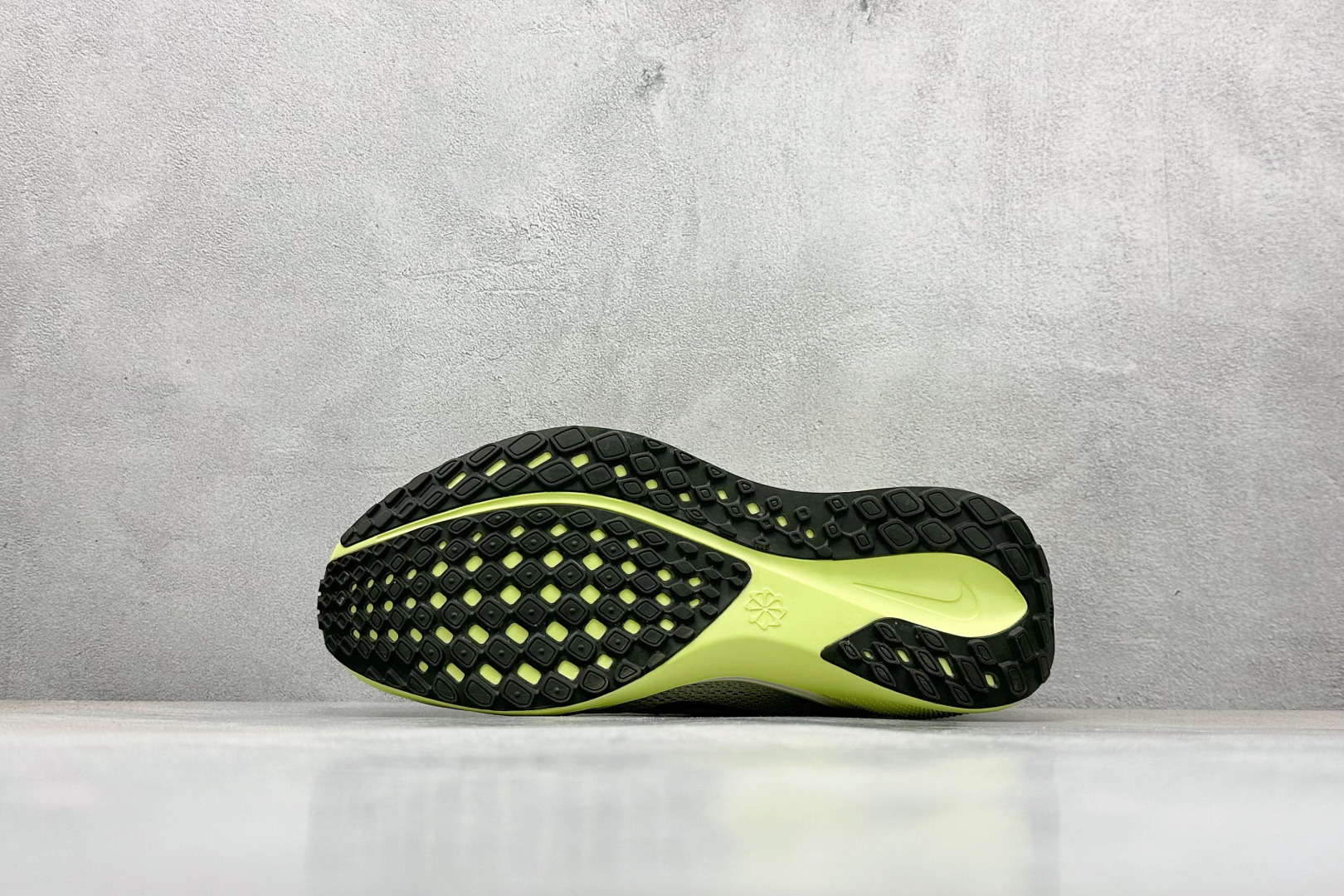 170 J版 Nk Air Zoom Pegasus 41 耐克网面透气轻便耐磨跑鞋 FD2722-109-Chinese UA Cheap High Quatity Brand Clothes Bags handbags Sneakers wholesale wholesaler seller from China Factory suppliers Fashion Clothing Shoes best Quality Beautiful Price 170 J版 Nk Air Zoom Pegasus 41 耐克网面透气轻便耐磨跑鞋 FD2722-109