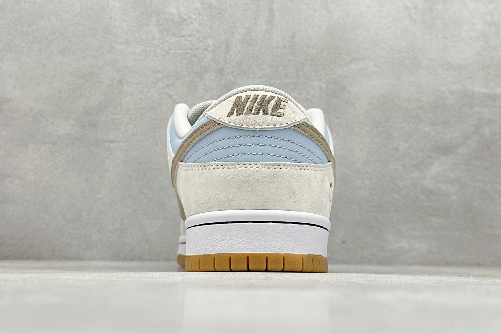 220 BF版Nike Dunk SB 鬼脸联名 HF3704-001