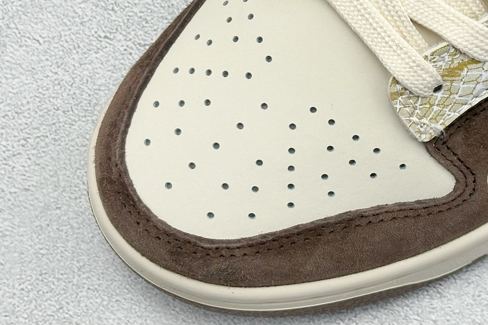 200 Nk SB Dunk Low 北面联名蛇年限定 米棕白蛇 周年高端定制 低帮休闲板鞋 CH8311-234