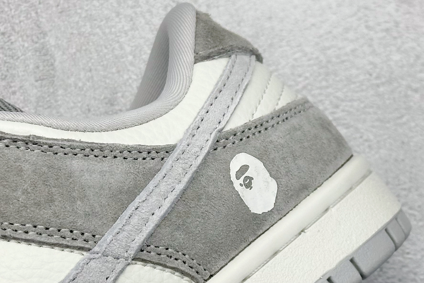 200 Nk SB Dunk Low Bape联名-灰猪八 周年高端定制 低帮休闲板鞋 CH6336-226-Chinese UA Cheap High Quatity Brand Clothes Bags handbags Sneakers wholesale wholesaler seller from China Factory suppliers Fashion Clothing Shoes best Quality Beautiful Price 200 Nk SB Dunk Low Bape联名-灰猪八 周年高端定制 低帮休闲板鞋 CH6336-226