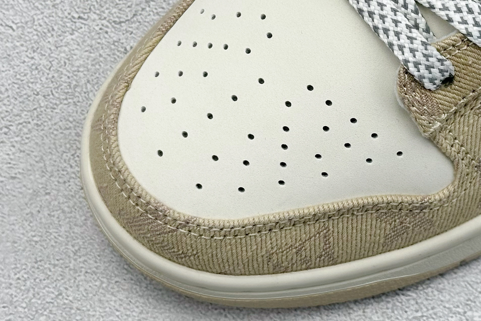 200 Nk SB Dunk Low LV联名-卡其牛仔 周年高端定制 低帮休闲板鞋 XP3802-337-Chinese UA Cheap High Quatity Brand Clothes Bags handbags Sneakers wholesale wholesaler seller from China Factory suppliers Fashion Clothing Shoes best Quality Beautiful Price 200 Nk SB Dunk Low LV联名-卡其牛仔 周年高端定制 低帮休闲板鞋 XP3802-337