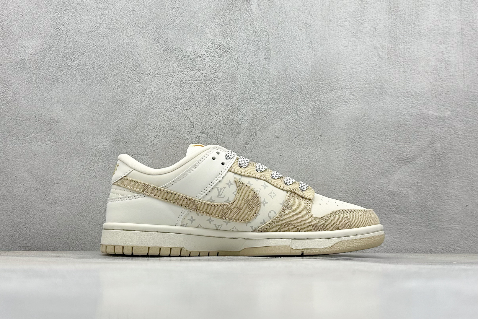 200 Nk SB Dunk Low LV联名-卡其牛仔 周年高端定制 低帮休闲板鞋 XP3802-337-Chinese UA Cheap High Quatity Brand Clothes Bags handbags Sneakers wholesale wholesaler seller from China Factory suppliers Fashion Clothing Shoes best Quality Beautiful Price 200 Nk SB Dunk Low LV联名-卡其牛仔 周年高端定制 低帮休闲板鞋 XP3802-337