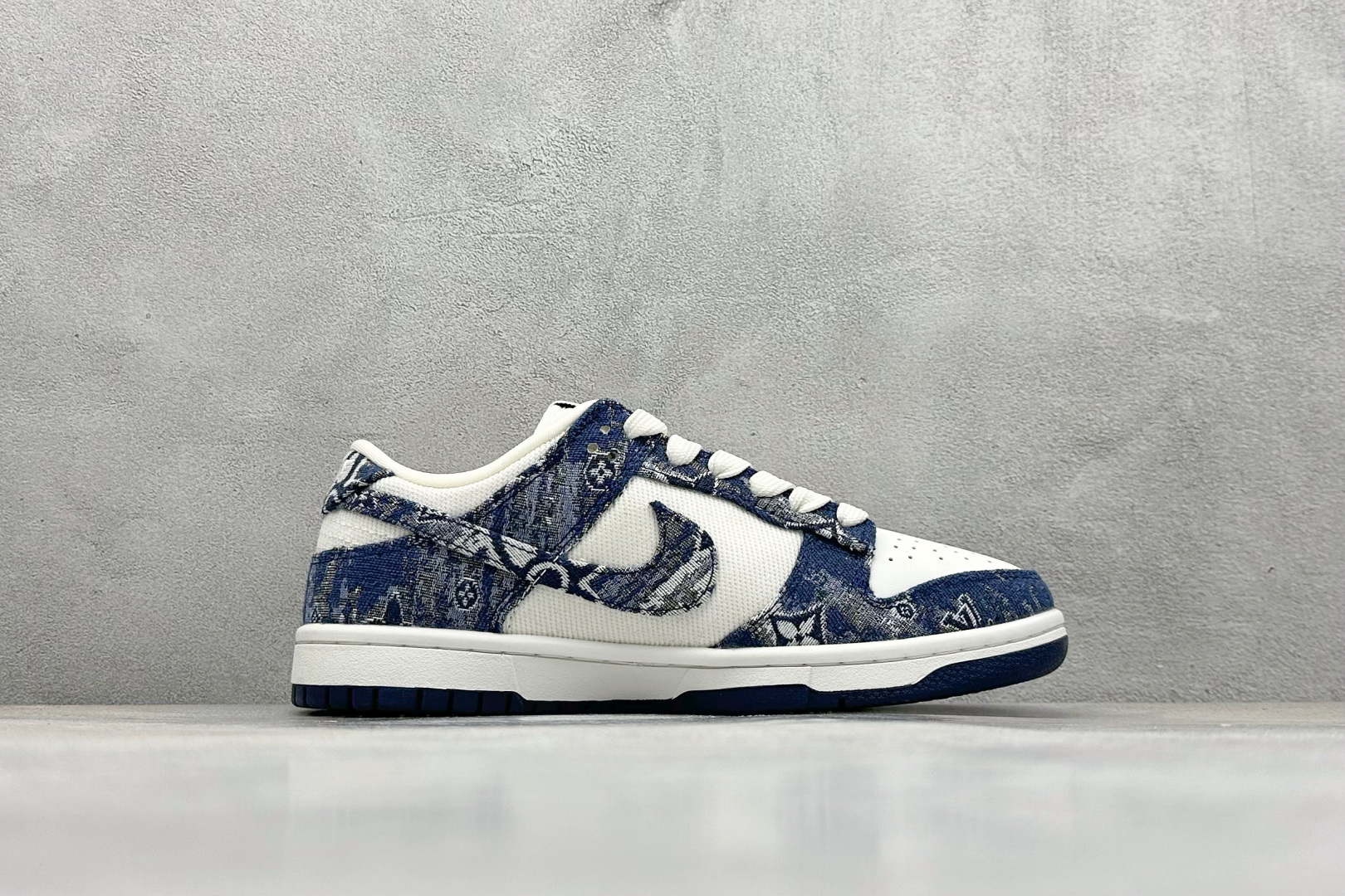 200 Nk SB Dunk Low LV联名-迷彩网布 周年高端定制 低帮休闲板鞋 JH8040-942-Chinese UA Cheap High Quatity Brand Clothes Bags handbags Sneakers wholesale wholesaler seller from China Factory suppliers Fashion Clothing Shoes best Quality Beautiful Price 200 Nk SB Dunk Low LV联名-迷彩网布 周年高端定制 低帮休闲板鞋 JH8040-942