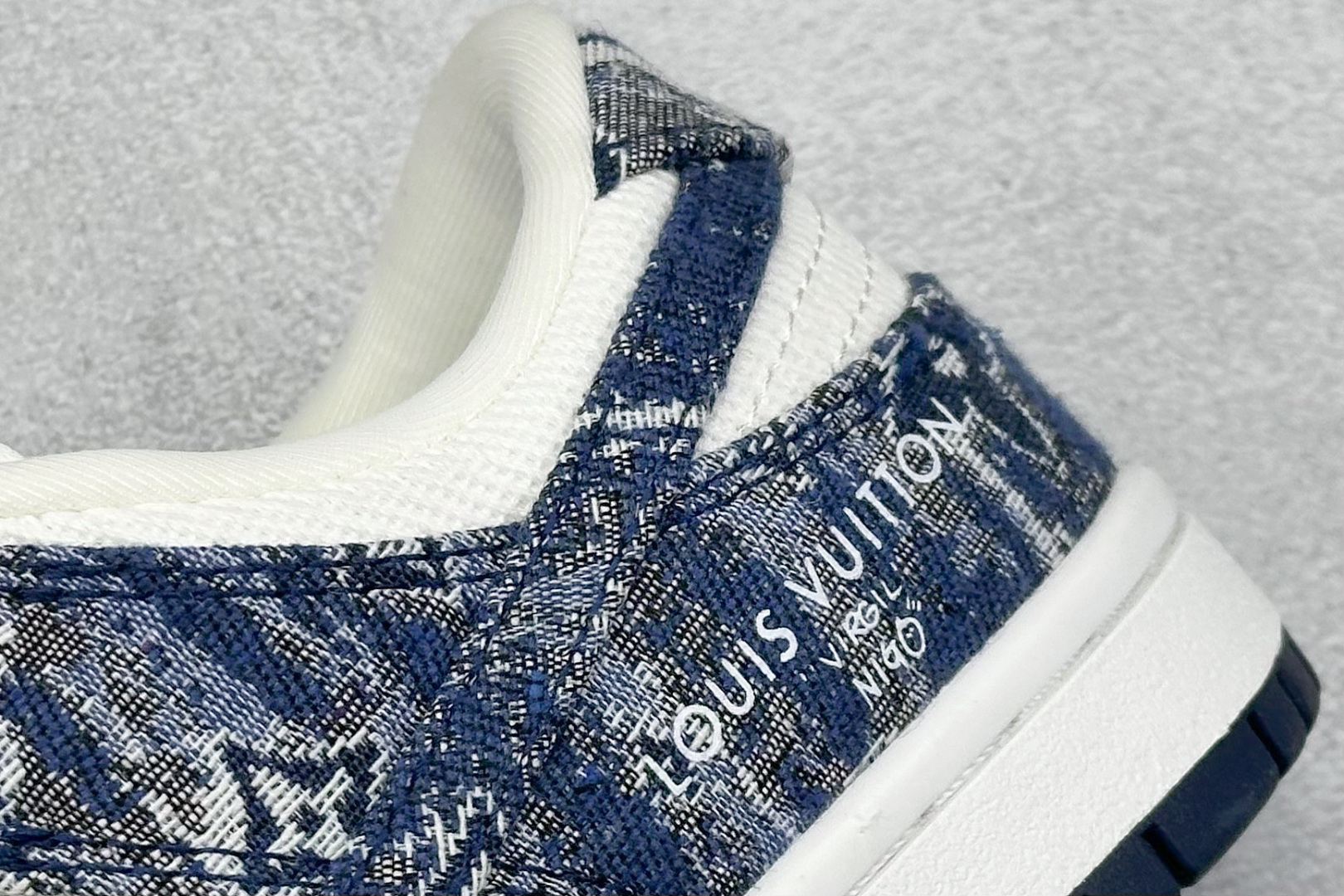 200 Nk SB Dunk Low LV联名-迷彩网布 周年高端定制 低帮休闲板鞋 JH8040-942-Chinese UA Cheap High Quatity Brand Clothes Bags handbags Sneakers wholesale wholesaler seller from China Factory suppliers Fashion Clothing Shoes best Quality Beautiful Price 200 Nk SB Dunk Low LV联名-迷彩网布 周年高端定制 低帮休闲板鞋 JH8040-942