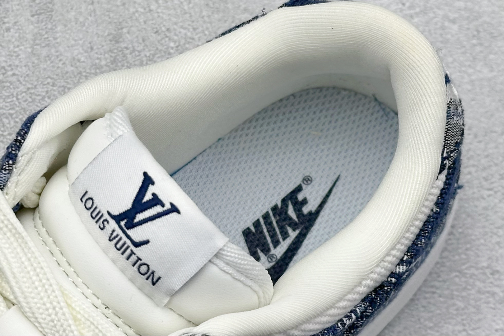 200 Nk SB Dunk Low LV联名-迷彩网布 周年高端定制 低帮休闲板鞋 JH8040-942-Chinese UA Cheap High Quatity Brand Clothes Bags handbags Sneakers wholesale wholesaler seller from China Factory suppliers Fashion Clothing Shoes best Quality Beautiful Price 200 Nk SB Dunk Low LV联名-迷彩网布 周年高端定制 低帮休闲板鞋 JH8040-942