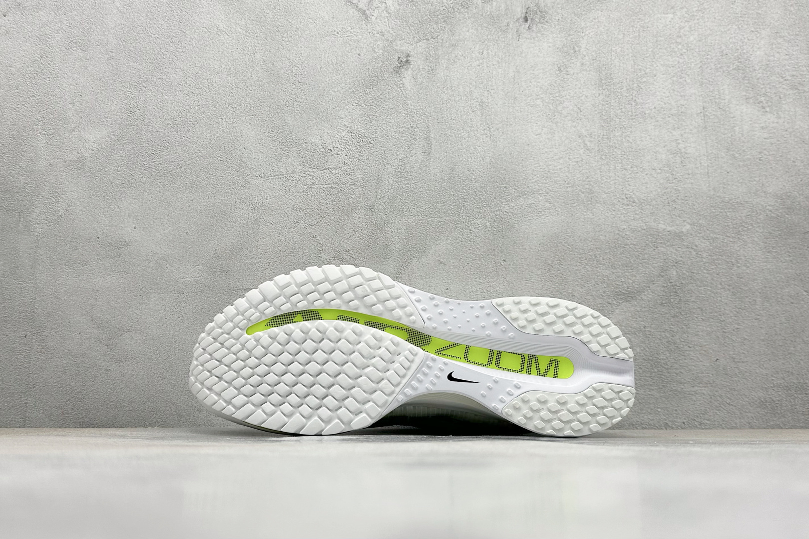 260 CK版NK Pegasus Premium系列 全掌气垫纤维气柱网面跑步鞋 HQ2592-100-Chinese UA Cheap High Quatity Brand Clothes Bags handbags Sneakers wholesale wholesaler seller from China Factory suppliers Fashion Clothing Shoes best Quality Beautiful Price 260 CK版NK Pegasus Premium系列 全掌气垫纤维气柱网面跑步鞋 HQ2592-100