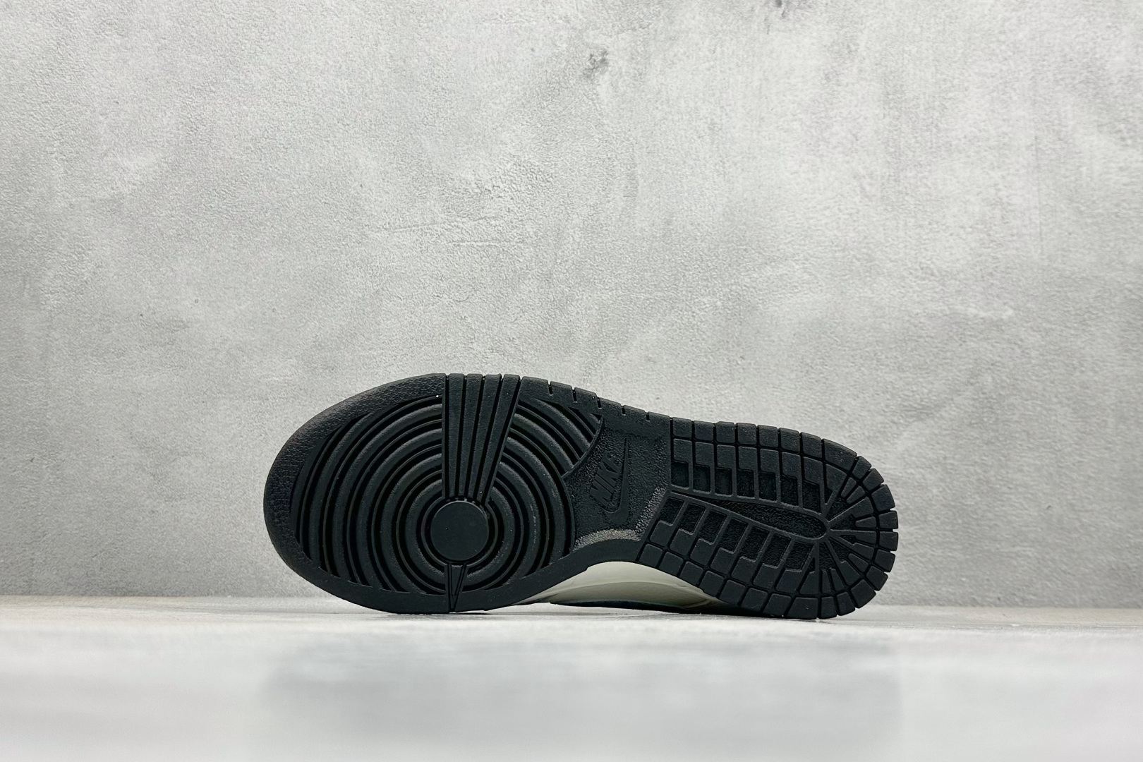 240 XC版Nk SB Dunk Low Sup联名 拼色蓝勾 周年高端定制 低帮休闲板鞋 DJ2024-114-Chinese UA Cheap High Quatity Brand Clothes Bags handbags Sneakers wholesale wholesaler seller from China Factory suppliers Fashion Clothing Shoes best Quality Beautiful Price 240 XC版Nk SB Dunk Low Sup联名 拼色蓝勾 周年高端定制 低帮休闲板鞋 DJ2024-114