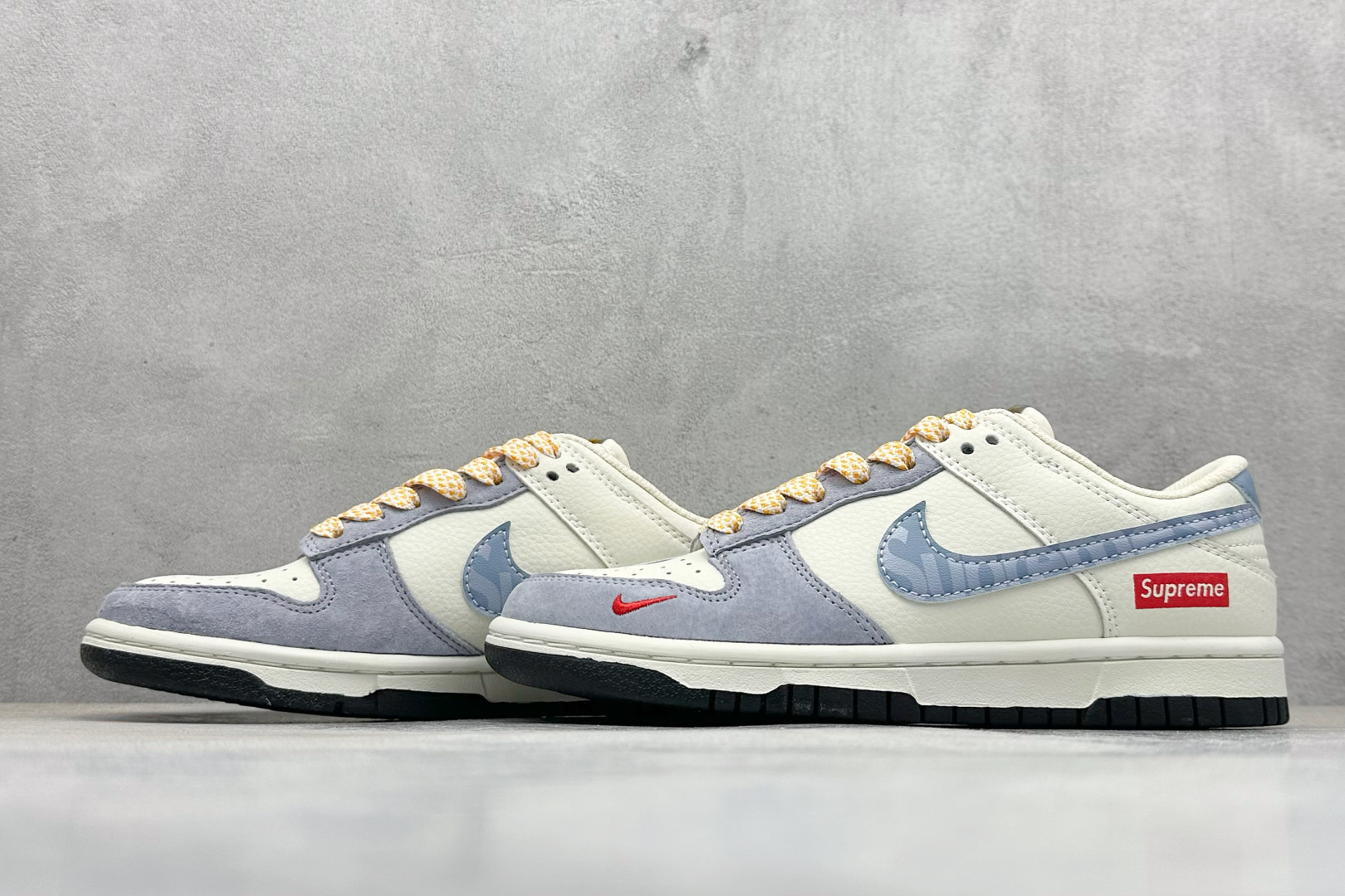 240 XC版Nk SB Dunk Low Sup联名 拼色蓝勾 周年高端定制 低帮休闲板鞋 DJ2024-114-Chinese UA Cheap High Quatity Brand Clothes Bags handbags Sneakers wholesale wholesaler seller from China Factory suppliers Fashion Clothing Shoes best Quality Beautiful Price 240 XC版Nk SB Dunk Low Sup联名 拼色蓝勾 周年高端定制 低帮休闲板鞋 DJ2024-114