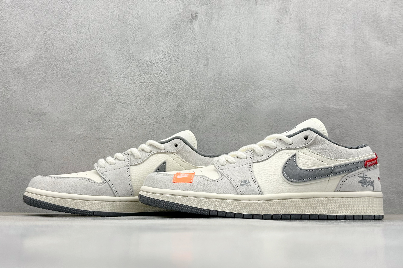 280 XC版Air Jordan 1 Low AJ1 乔1 斯图西联名 红标米灰猪八 高端定制 低帮复古篮球鞋 YX5066-305-Chinese UA Cheap High Quatity Brand Clothes Bags handbags Sneakers wholesale wholesaler seller from China Factory suppliers Fashion Clothing Shoes best Quality Beautiful Price 280 XC版Air Jordan 1 Low AJ1 乔1 斯图西联名 红标米灰猪八 高端定制 低帮复古篮球鞋 YX5066-305