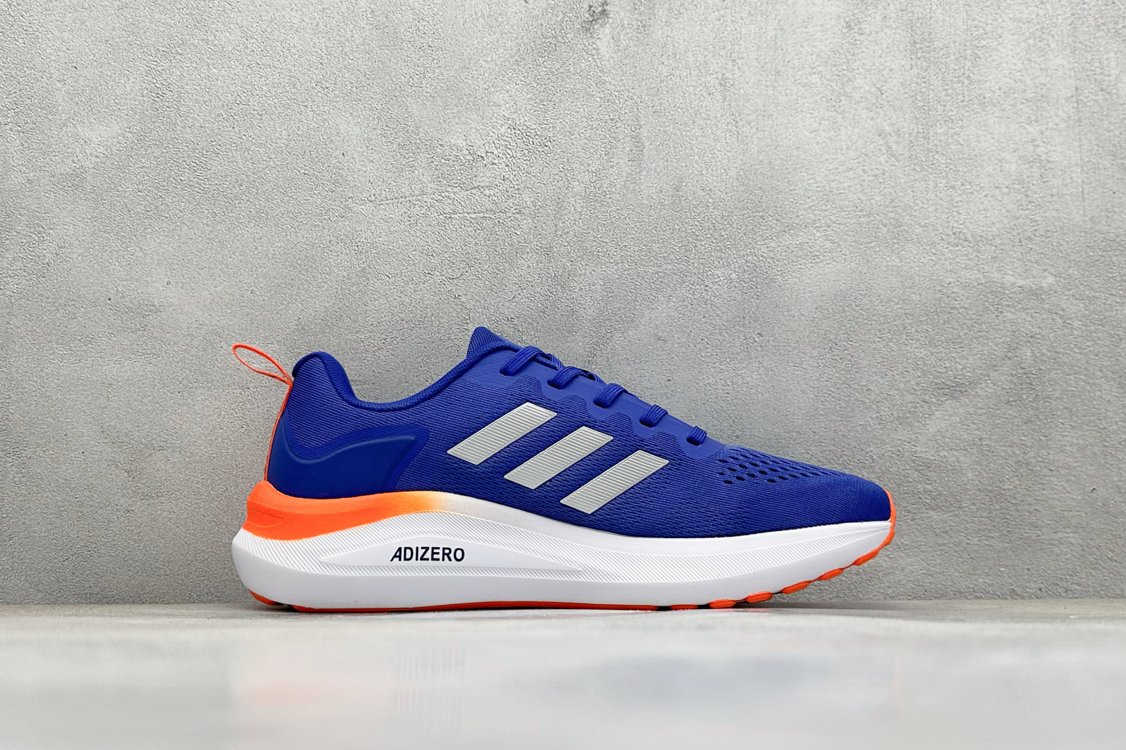 180 AD Supernova Rise 阿迪全新休闲轻跑鞋 D68968