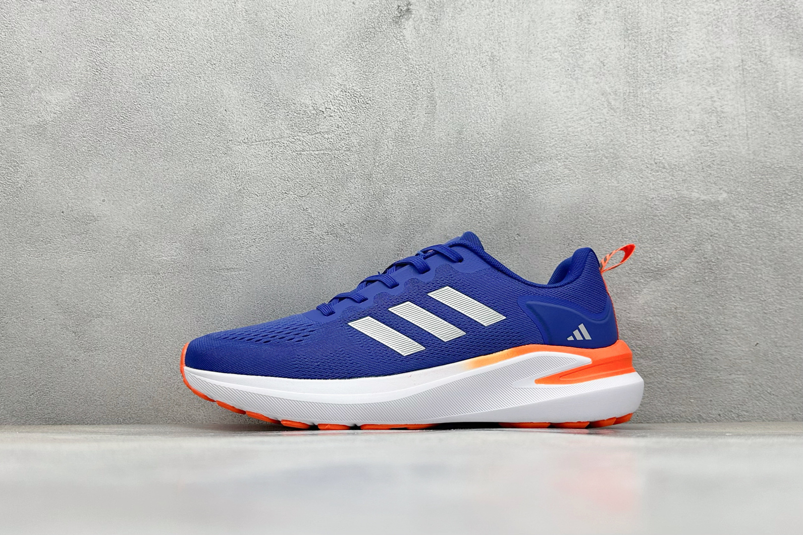 180 AD Supernova Rise 阿迪全新休闲轻跑鞋 D68968