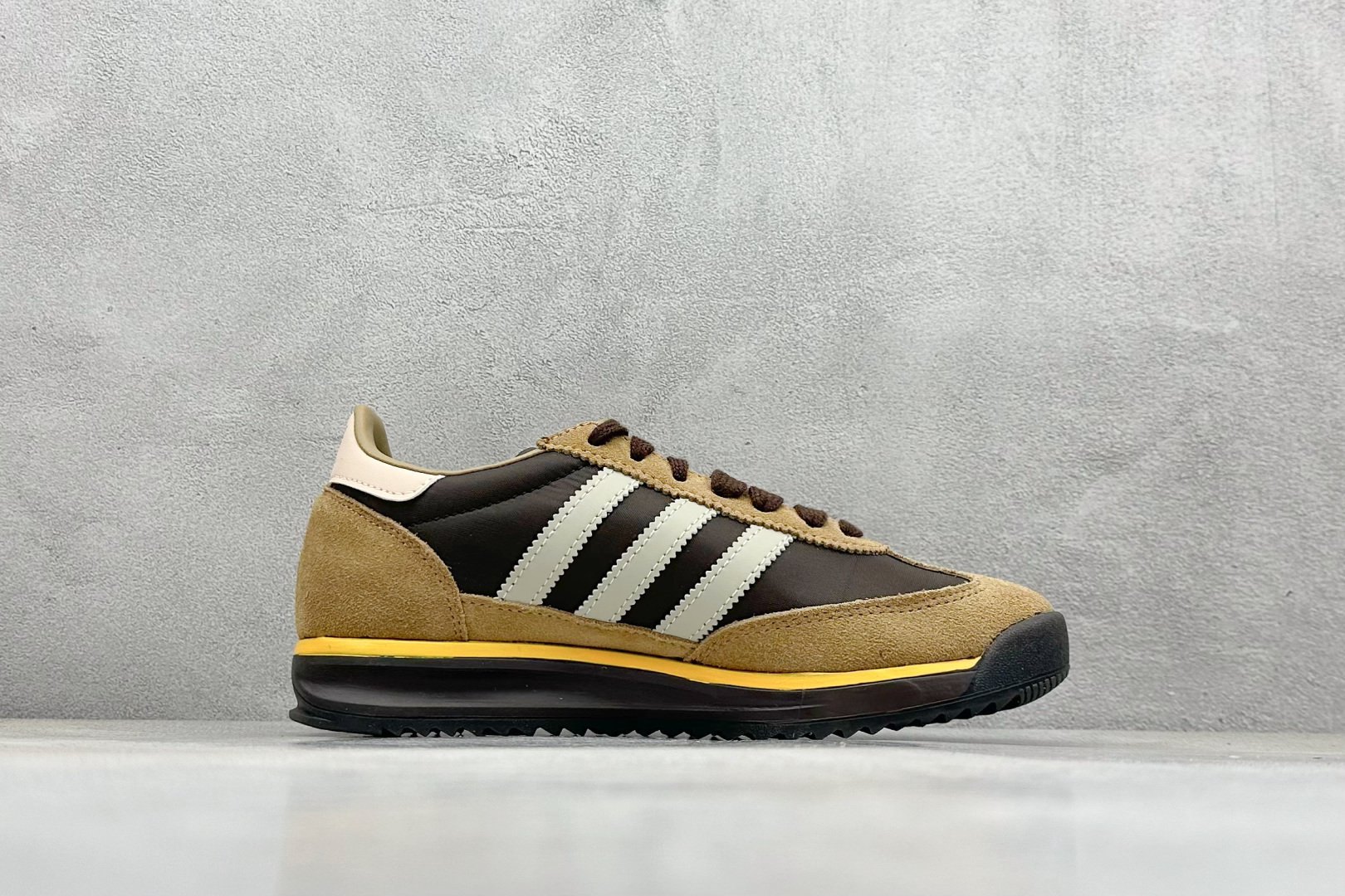 180 AD Original SL 72 RS 经典复古轻便休闲运动慢跑鞋 IG4645