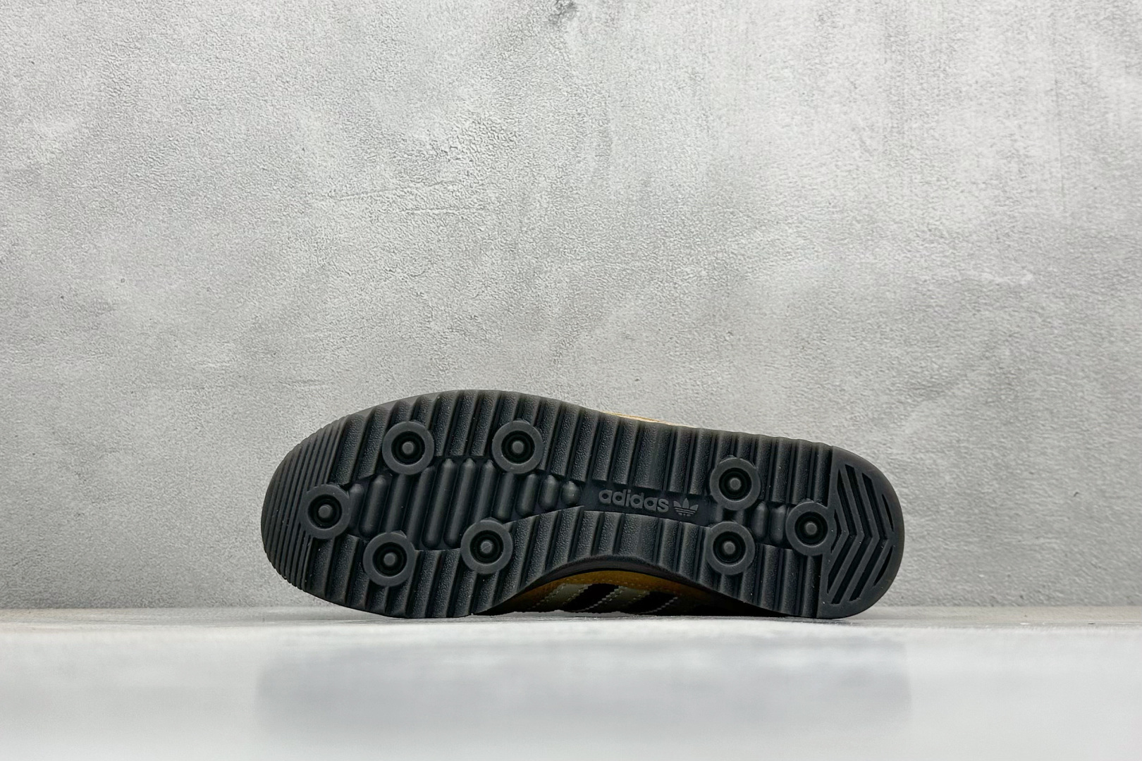 180 AD Original SL 72 RS 经典复古轻便休闲运动慢跑鞋 IG4645