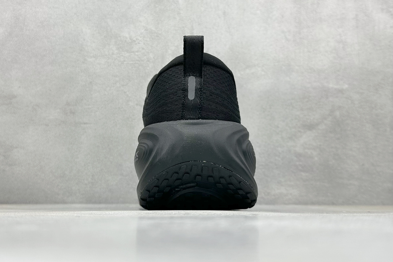 210 Nike VOMERO PLUS 轻盈跑鞋 版本 舒适百搭防滑耐磨 低帮 休闲跑步鞋 HV8150-003-Chinese UA Cheap High Quatity Brand Clothes Bags handbags Sneakers wholesale wholesaler seller from China Factory suppliers Fashion Clothing Shoes best Quality Beautiful Price 210 Nike VOMERO PLUS 轻盈跑鞋 版本 舒适百搭防滑耐磨 低帮 休闲跑步鞋 HV8150-003