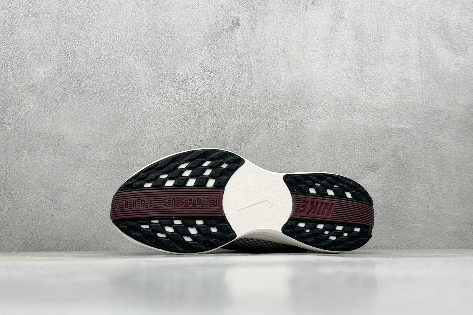 p200Air Zoom Pegasus 35 飞马系列 FQ7262-005-Chinese UA Cheap High Quatity Brand Clothes Bags handbags Sneakers wholesale wholesaler seller from China Factory suppliers Fashion Clothing Shoes best Quality Beautiful Price p200Air Zoom Pegasus 35 飞马系列 FQ7262-005