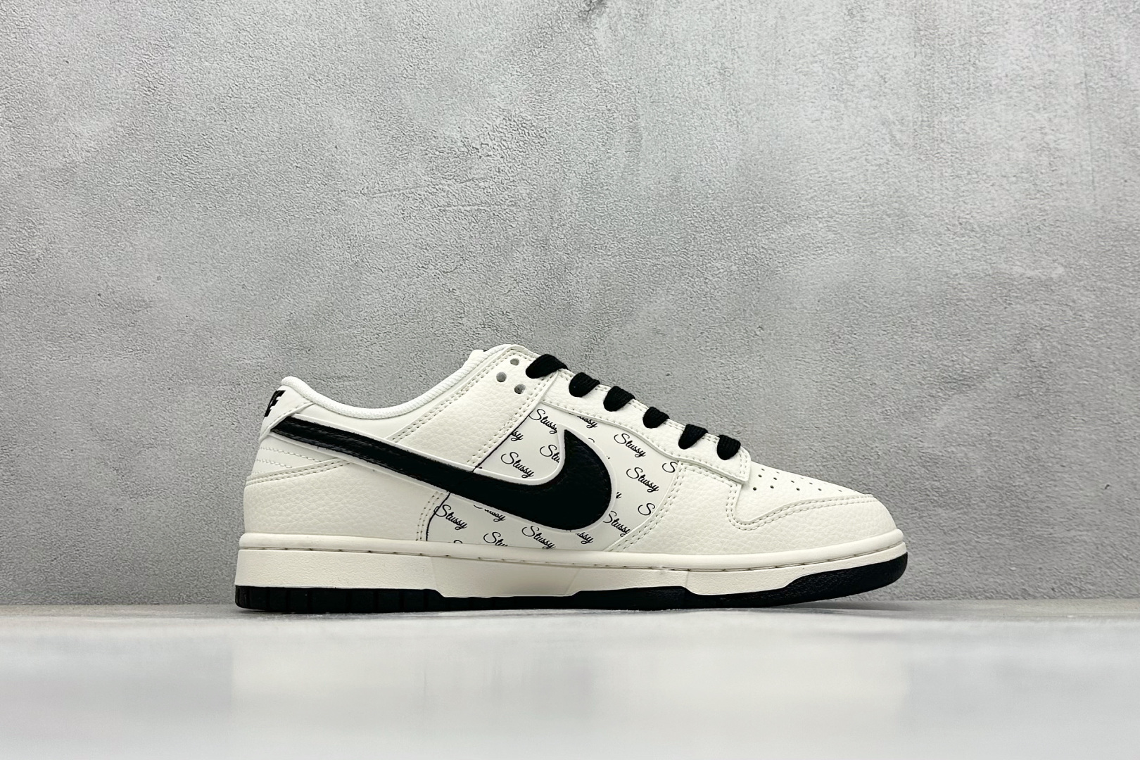 280 Nike Air Dunk LOW 1“斯图西联名——经典米黑勾” JP1628-023