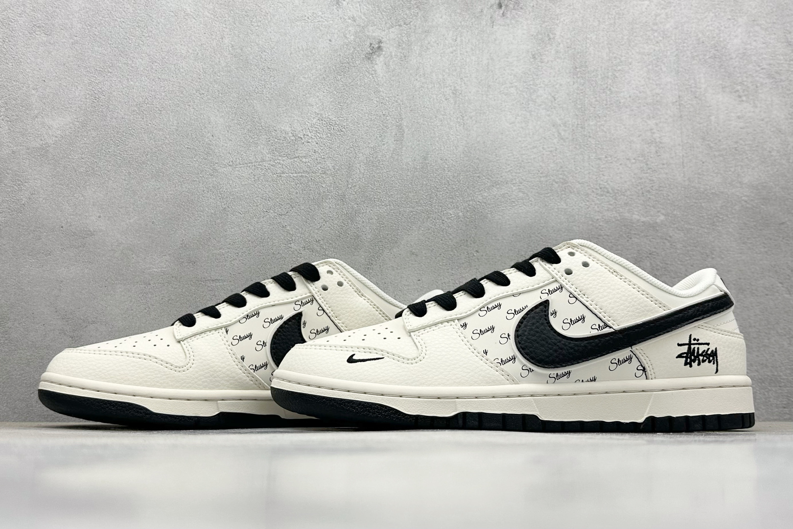 280 Nike Air Dunk LOW 1“斯图西联名——经典米黑勾” JP1628-023