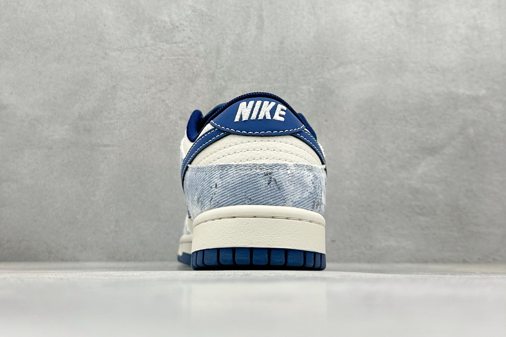 280 Nike Air Dunk LOW 1“LV联名——牛仔夜幕蓝 ” 经典牛仔蓝搭配 满天星鞋带 JP1628-019