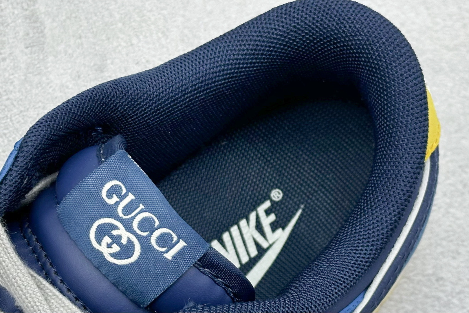 260 Nike SB Dunk Low x GUCCI 白蓝小勾 XD1588-215-Chinese UA Cheap High Quatity Brand Clothes Bags handbags Sneakers wholesale wholesaler seller from China Factory suppliers Fashion Clothing Shoes best Quality Beautiful Price 260 Nike SB Dunk Low x GUCCI 白蓝小勾 XD1588-215