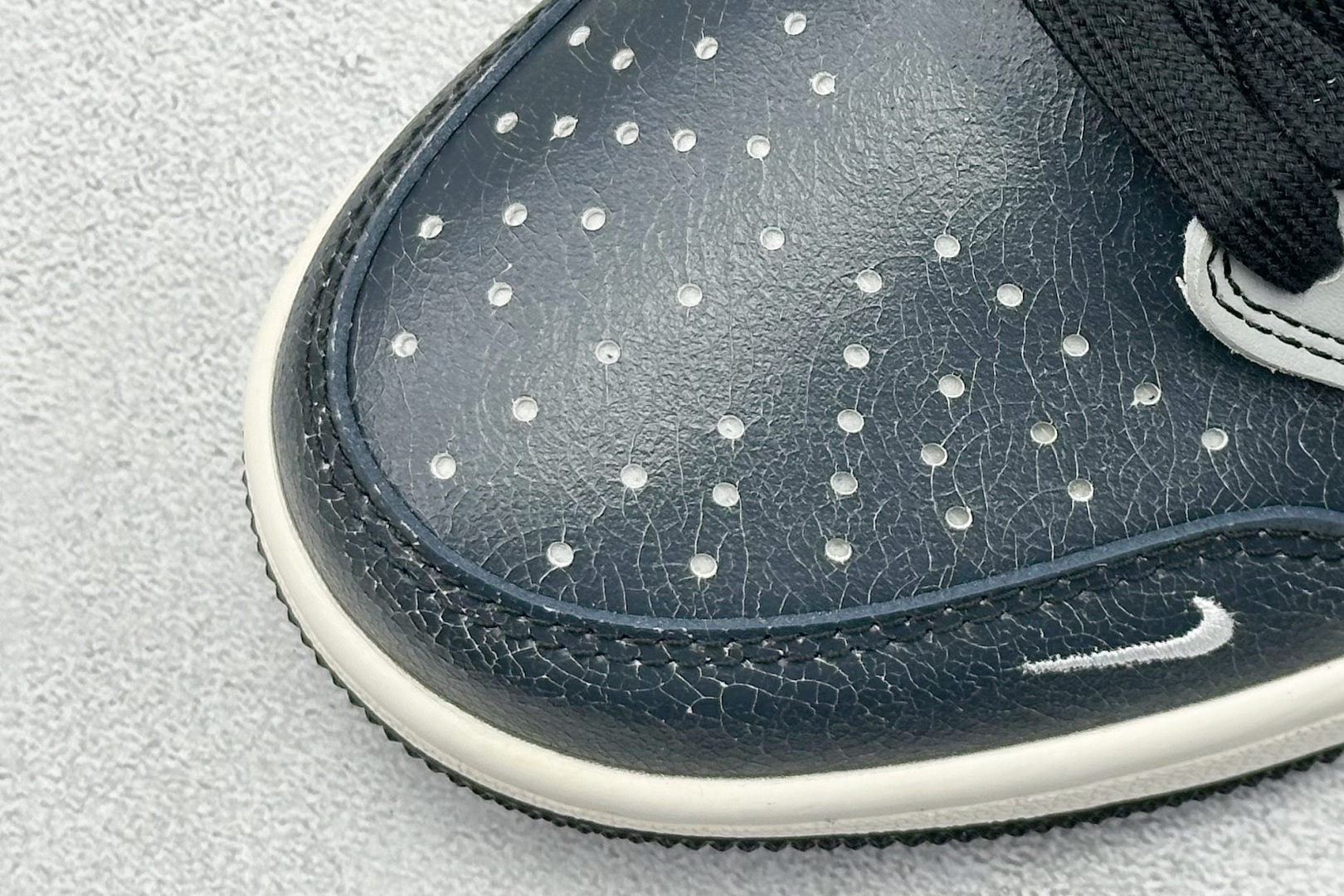 260 Travis Scott x Nike Air Jordan 1 Low x GUCCI Air Jordan 1 Low 反转黑灰小勾倒钩 XD0798-304-Chinese UA Cheap High Quatity Brand Clothes Bags handbags Sneakers wholesale wholesaler seller from China Factory suppliers Fashion Clothing Shoes best Quality Beautiful Price 260 Travis Scott x Nike Air Jordan 1 Low x GUCCI Air Jordan 1 Low 反转黑灰小勾倒钩 XD0798-304