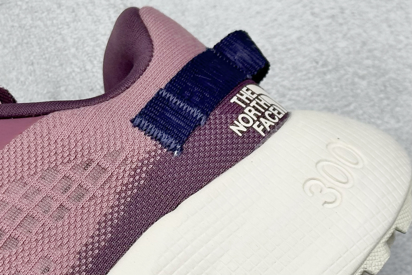 220 北面/The North Face Altamesa 300 阿尔塔梅萨300系列仿泼水 低帮徒步户外风登山休闲运动鞋 NF0A8A9S4TO-060-Chinese UA Cheap High Quatity Brand Clothes Bags handbags Sneakers wholesale wholesaler seller from China Factory suppliers Fashion Clothing Shoes best Quality Beautiful Price 220 北面/The North Face Altamesa 300 阿尔塔梅萨300系列仿泼水 低帮徒步户外风登山休闲运动鞋 NF0A8A9S4TO-060