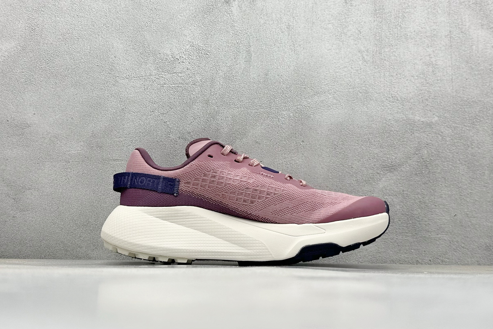 220 北面/The North Face Altamesa 300 阿尔塔梅萨300系列仿泼水 低帮徒步户外风登山休闲运动鞋 NF0A8A9S4TO-060-Chinese UA Cheap High Quatity Brand Clothes Bags handbags Sneakers wholesale wholesaler seller from China Factory suppliers Fashion Clothing Shoes best Quality Beautiful Price 220 北面/The North Face Altamesa 300 阿尔塔梅萨300系列仿泼水 低帮徒步户外风登山休闲运动鞋 NF0A8A9S4TO-060