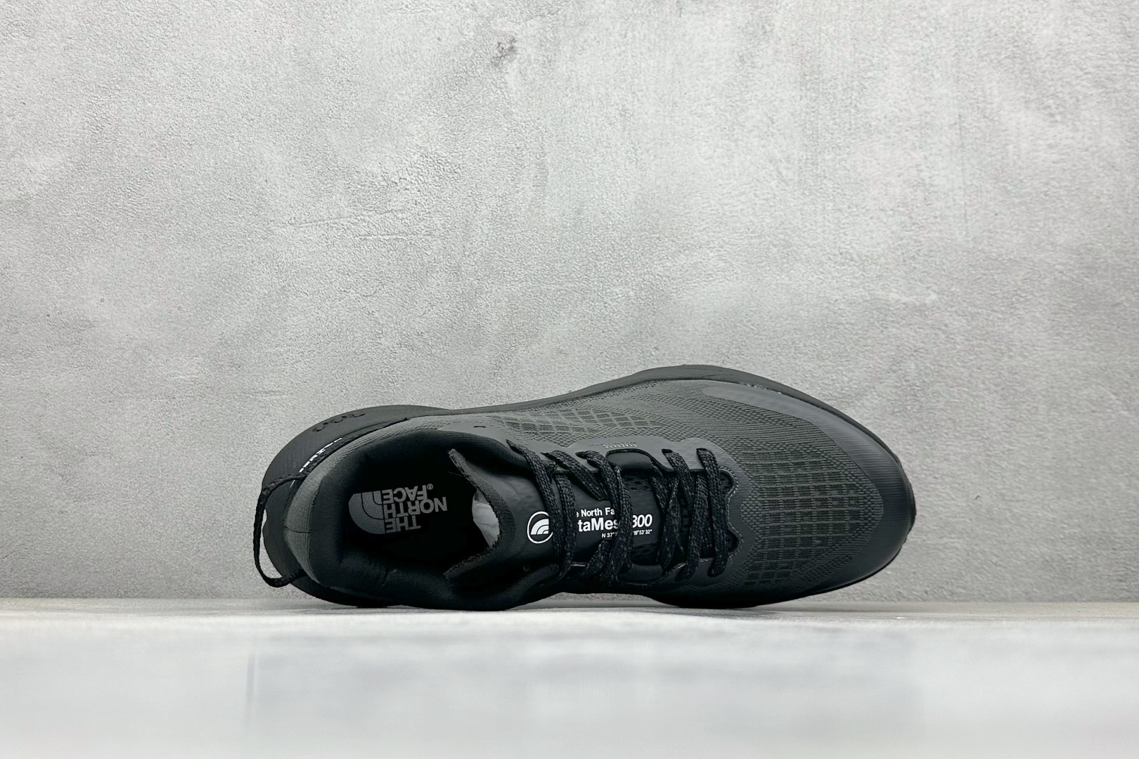 220 北面/The North Face Altamesa 300 阿尔塔梅萨300系列仿泼水 低帮徒步户外风登山休闲运动鞋 NF0A8A9RMN8-085