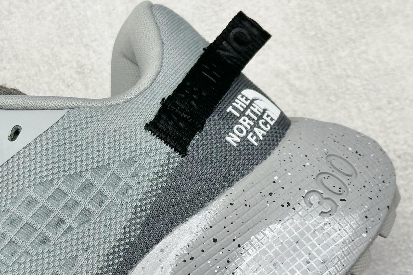 220 北面/The North Face Altamesa 300 阿尔塔梅萨300系列仿泼水 低帮徒步户外风登山休闲运动鞋 NF0A8A9R-RO5-085-Chinese UA Cheap High Quatity Brand Clothes Bags handbags Sneakers wholesale wholesaler seller from China Factory suppliers Fashion Clothing Shoes best Quality Beautiful Price 220 北面/The North Face Altamesa 300 阿尔塔梅萨300系列仿泼水 低帮徒步户外风登山休闲运动鞋 NF0A8A9R-RO5-085