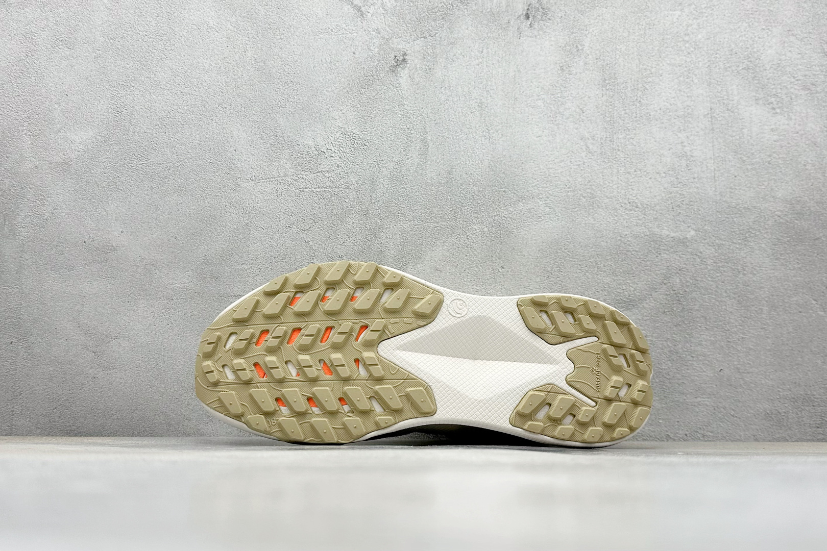 220 北面/The North Face Altamesa 300 阿尔塔梅萨300系列仿泼水 低帮徒步户外风登山休闲运动鞋 NF0A8A9RWID-085