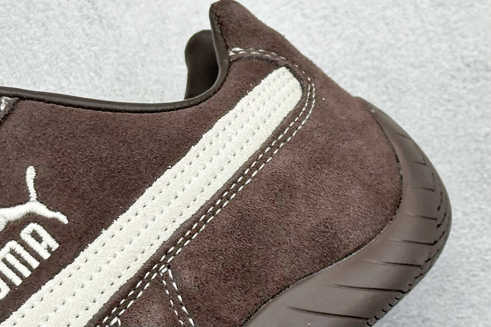 220 S2版Ferrari x Puma Speedcet 联名彪马低帮复古运动休闲赛车跑鞋 403903-01