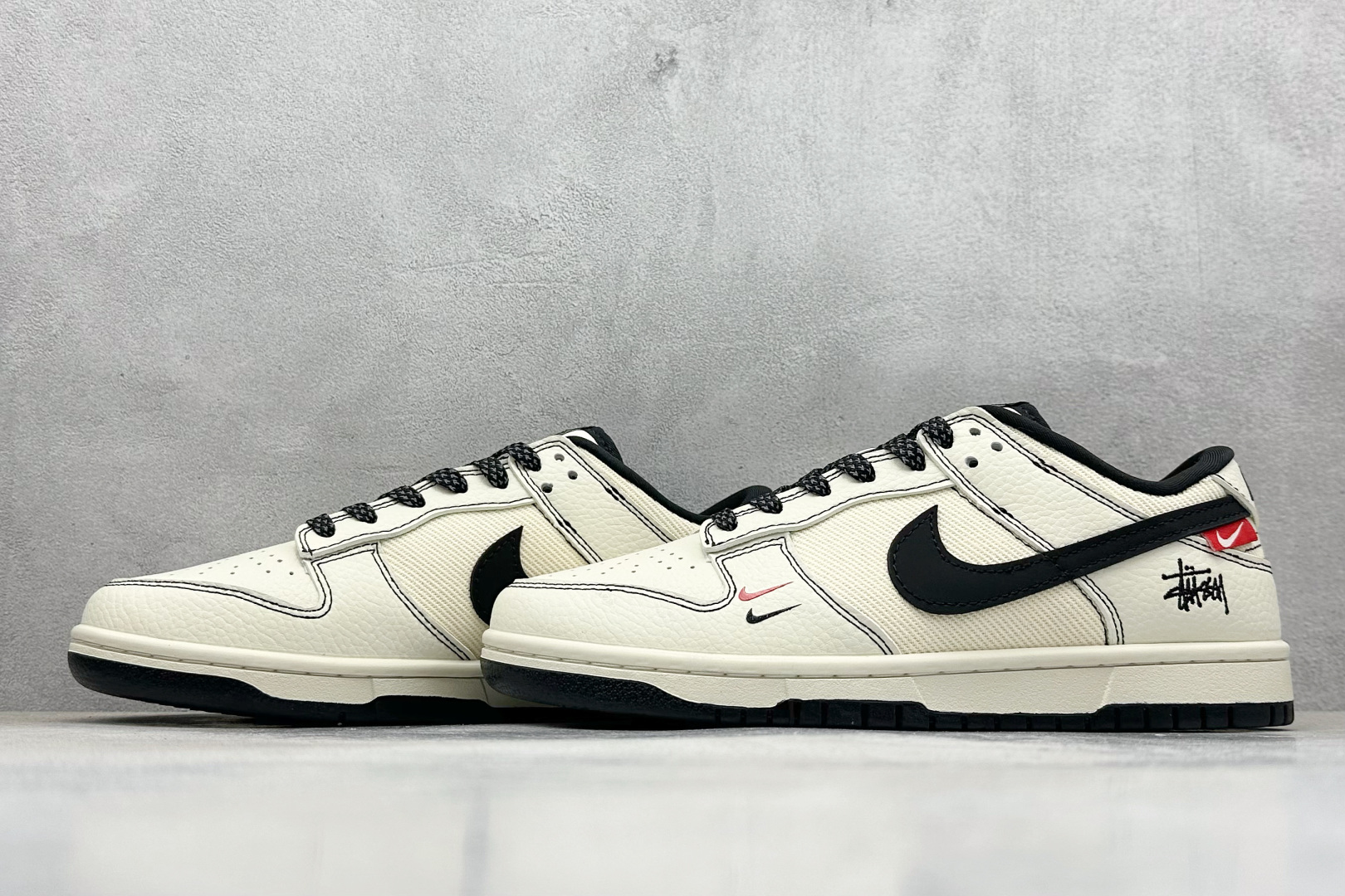 280 SC版Nike SB Dunk Low 斯图西联名 黑白织布 周年高端定制 低帮休闲板鞋 SC9207-425-Chinese UA Cheap High Quatity Brand Clothes Bags handbags Sneakers wholesale wholesaler seller from China Factory suppliers Fashion Clothing Shoes best Quality Beautiful Price 280 SC版Nike SB Dunk Low 斯图西联名 黑白织布 周年高端定制 低帮休闲板鞋 SC9207-425