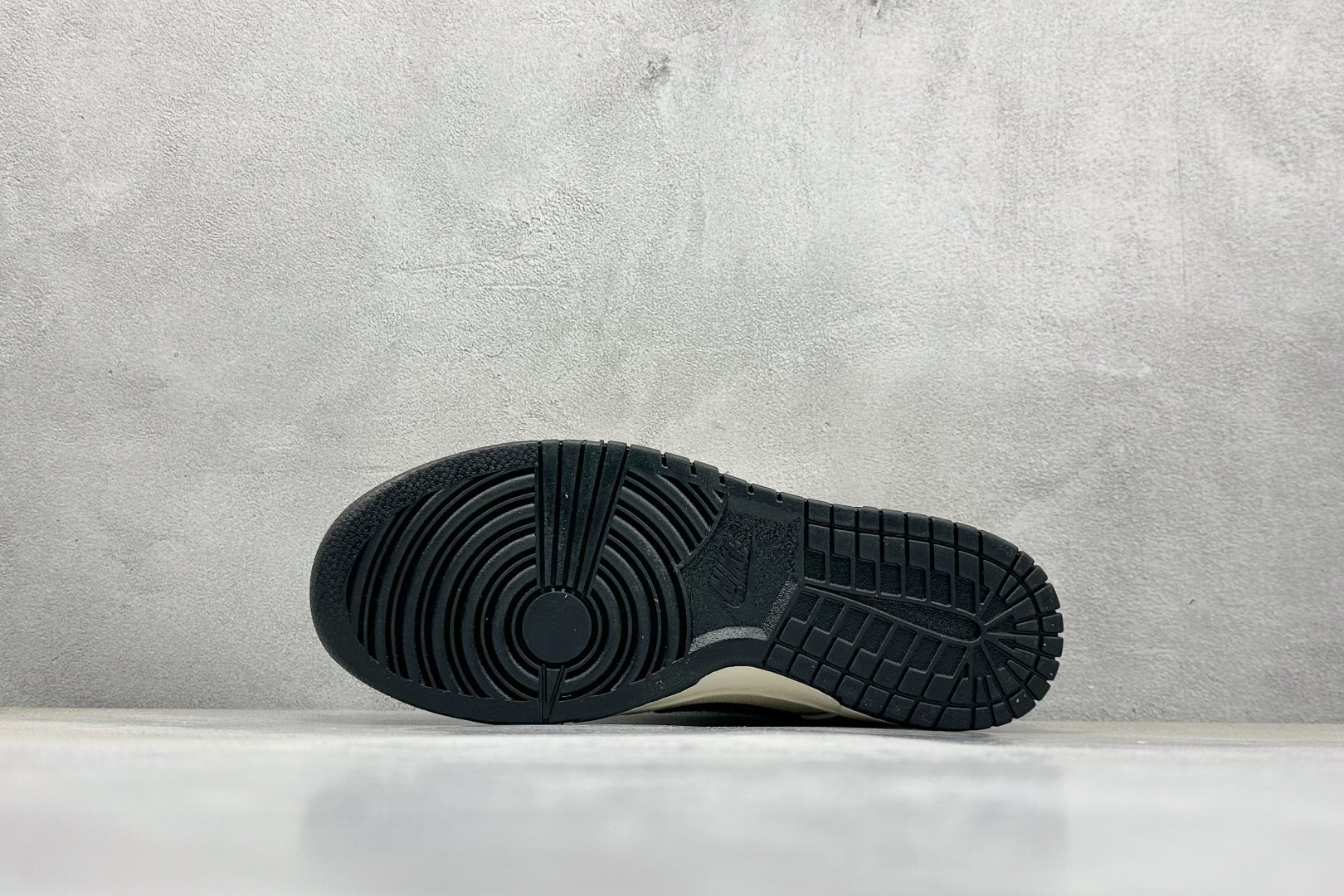 280 SC版Nike SB Dunk Low 斯图西联名 黑白织布 周年高端定制 低帮休闲板鞋 SC9207-425-Chinese UA Cheap High Quatity Brand Clothes Bags handbags Sneakers wholesale wholesaler seller from China Factory suppliers Fashion Clothing Shoes best Quality Beautiful Price 280 SC版Nike SB Dunk Low 斯图西联名 黑白织布 周年高端定制 低帮休闲板鞋 SC9207-425