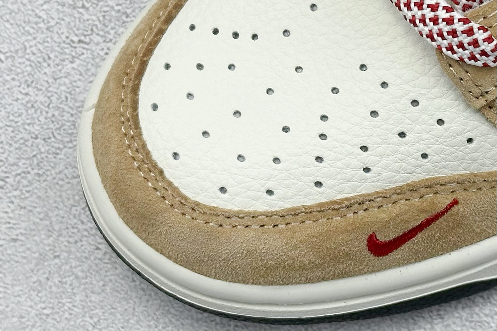 240 XC版Nike SB Dunk Low“纪梵希联名——字幕白勾” 周年高端定制 低帮休闲板鞋 DJ2024-119