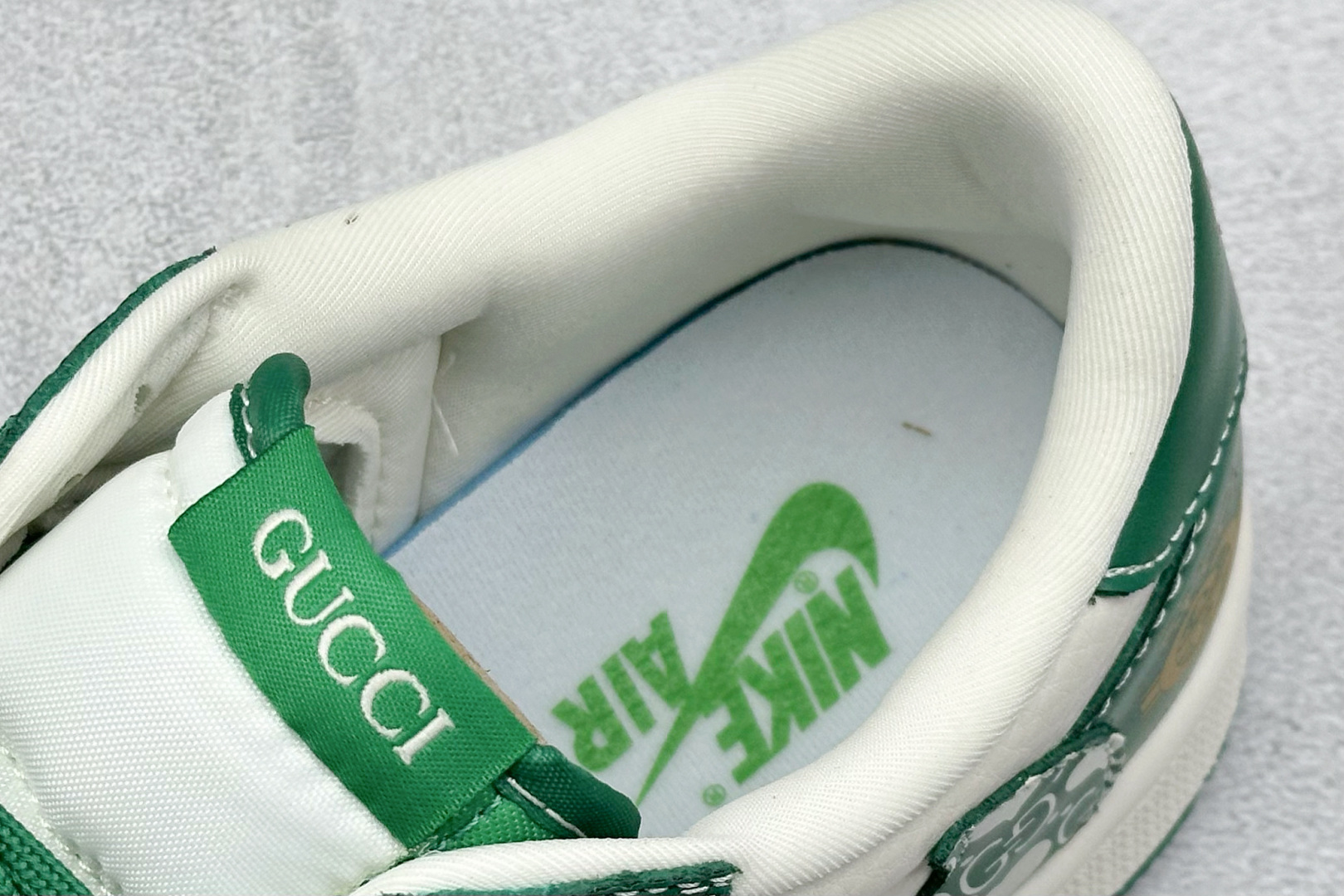 280 XC版Travis Scott x Fragment Design x Air Jordan 1 Low OG SP AJ1 乔1 古驰联名 绿花纹 低帮文化休闲板鞋 LD2025-025