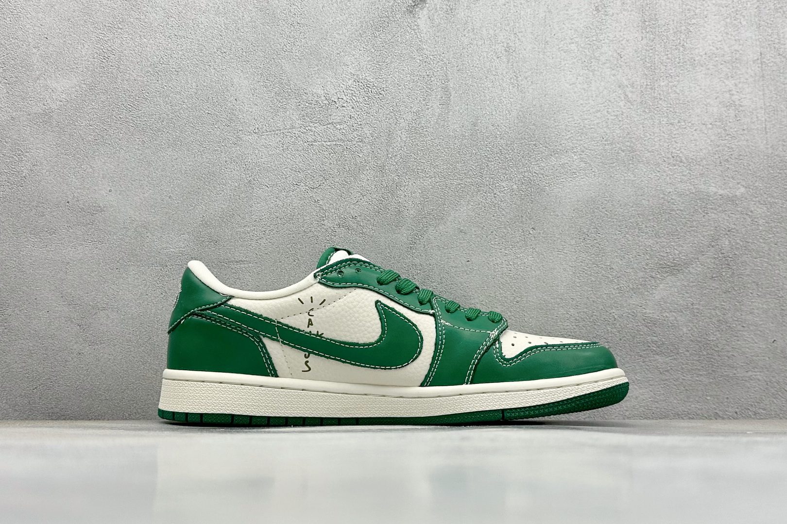 280 XC版Travis Scott x Fragment Design x Air Jordan 1 Low OG SP AJ1 乔1 古驰联名 绿花纹 低帮文化休闲板鞋 LD2025-025