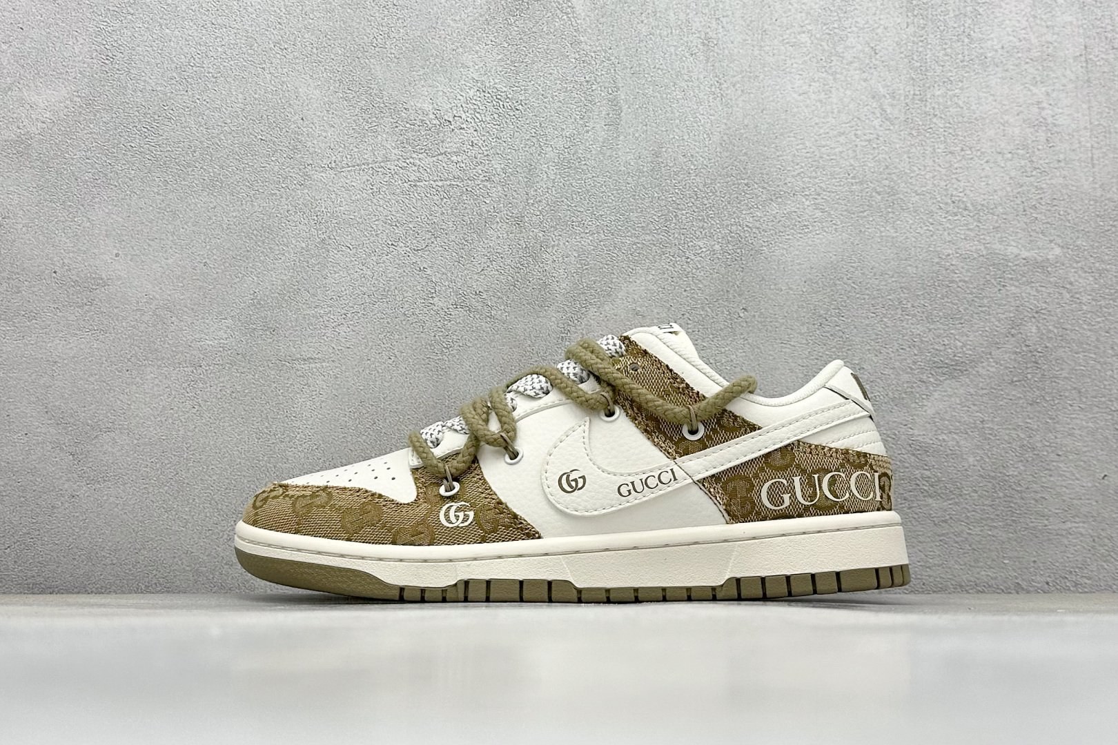 福利特价 
NK—Air Jordan 1 Low 联名 高端定制 低帮复古篮球鞋
#定制鞋盒 大厂纯原