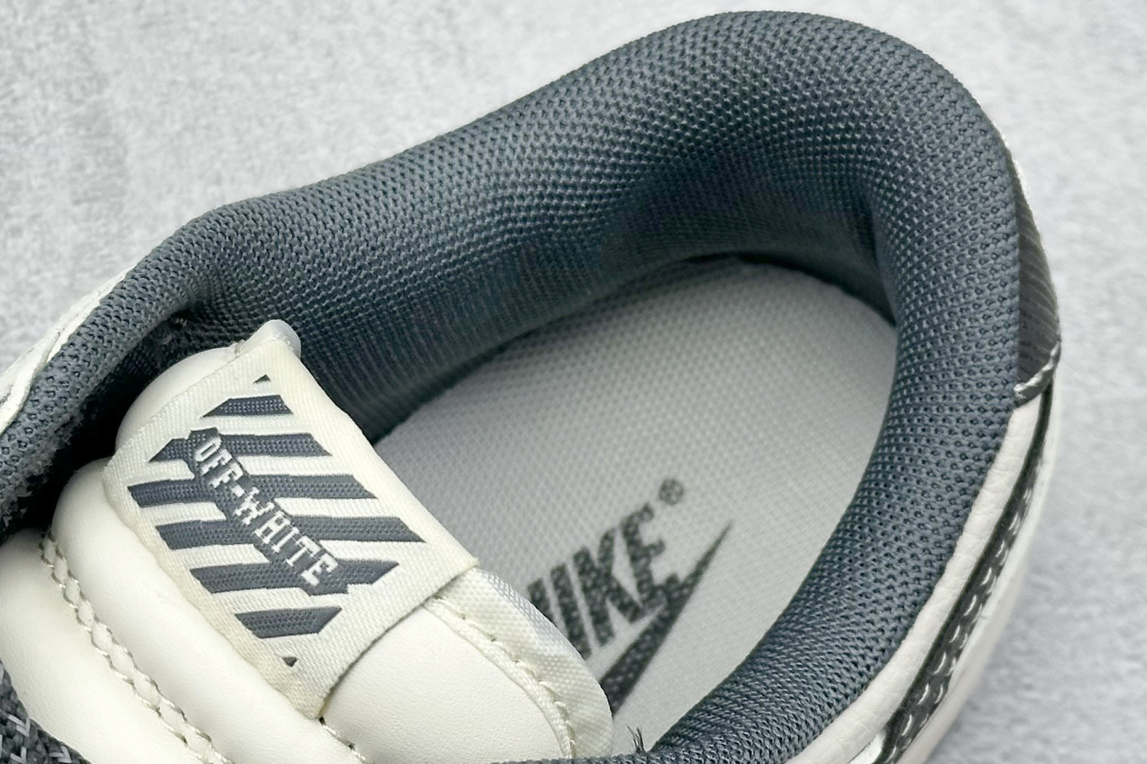 260 Nike SB Dunk Low x OFF-WHITE 白黑 HS8068-026-Chinese  UA Cheap High Quatity Brand  Clothes Bags handbags Sneakers wholesale wholesaler seller from China Factory suppliers Fashion Clothing  Shoes best Quality Beautiful Price  260 Nike SB Dunk Low x OFF-WHITE 白黑 HS8068-026