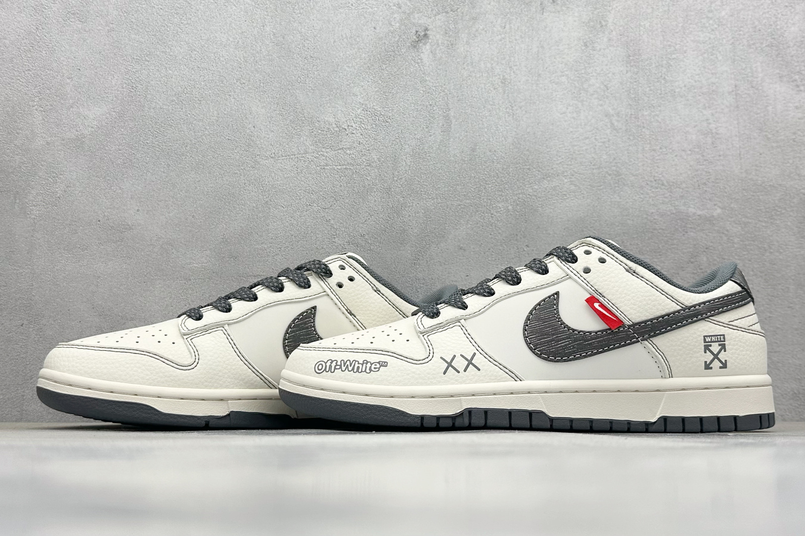 260 Nike SB Dunk Low x OFF-WHITE 白黑 HS8068-026-Chinese  UA Cheap High Quatity Brand  Clothes Bags handbags Sneakers wholesale wholesaler seller from China Factory suppliers Fashion Clothing  Shoes best Quality Beautiful Price  260 Nike SB Dunk Low x OFF-WHITE 白黑 HS8068-026