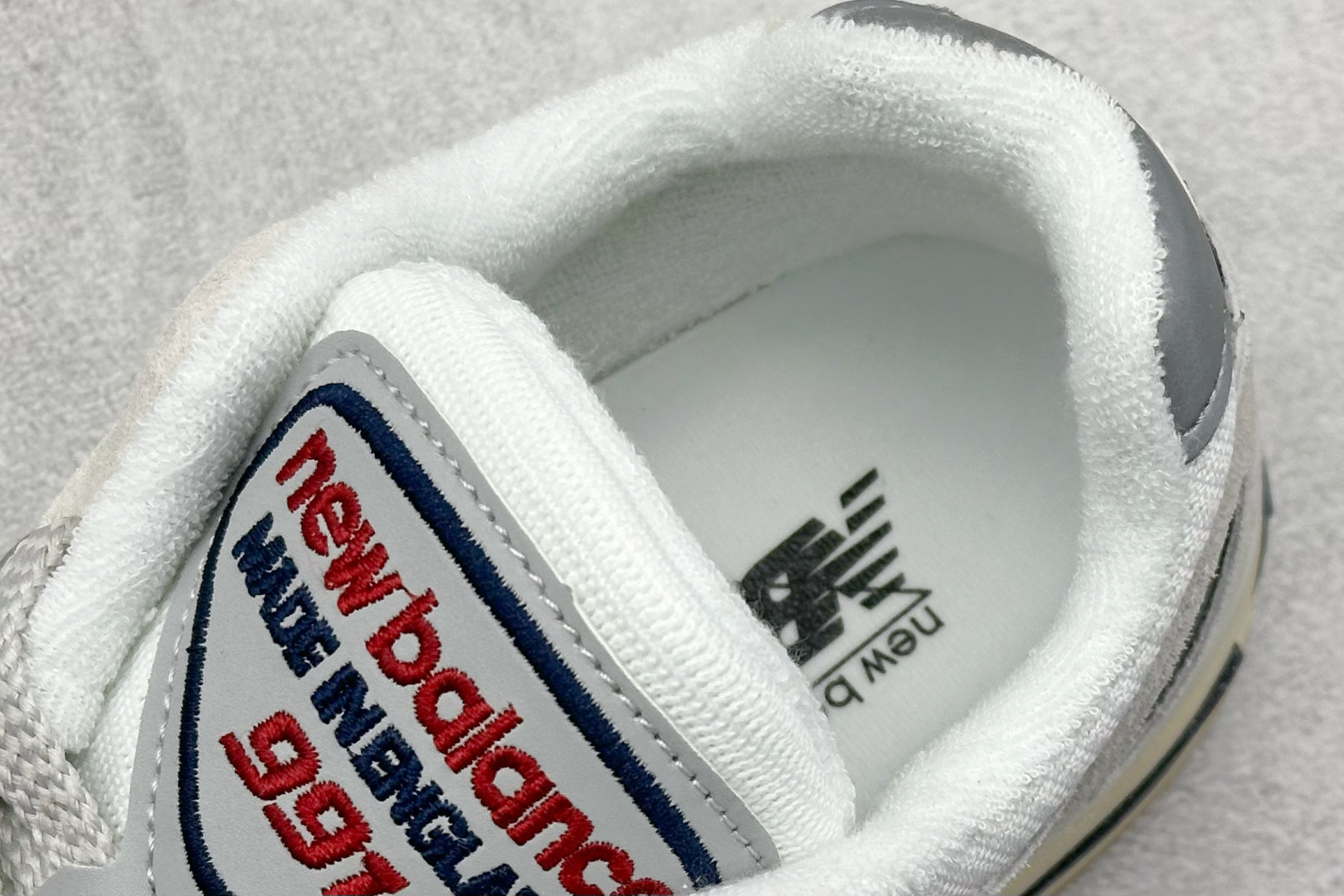 220 K New Balance Made In USA M991系列 美产经典百搭老爹休闲运动跑步鞋 U991V-Chinese  UA Cheap High Quatity Brand  Clothes Bags handbags Sneakers wholesale wholesaler seller from China Factory suppliers Fashion Clothing  Shoes best Quality Beautiful Price  220 K New Balance Made In USA M991系列 美产经典百搭老爹休闲运动跑步鞋 U991V