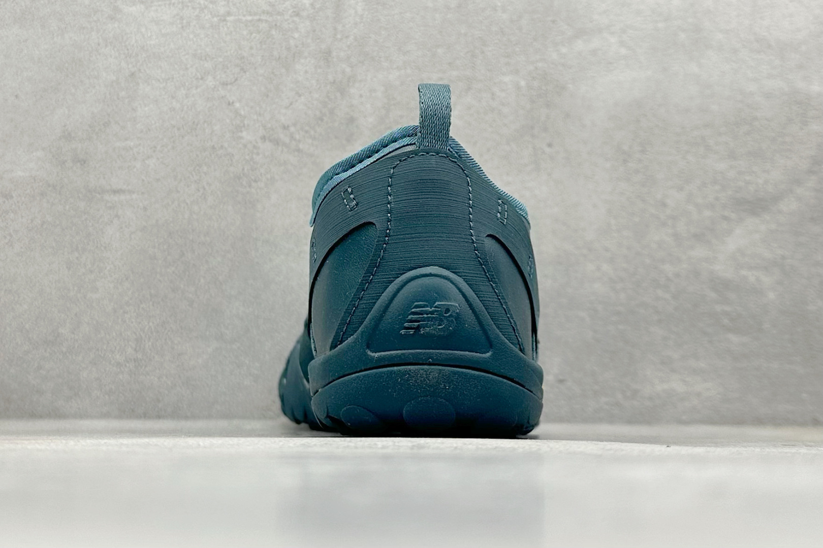 180 ISSEY MIYAKE/ x New Balance NB MT10O 舒适时尚 减震耐磨 低帮 生活休闲鞋 MT10OIY-Chinese  UA Cheap High Quatity Brand  Clothes Bags handbags Sneakers wholesale wholesaler seller from China Factory suppliers Fashion Clothing  Shoes best Quality Beautiful Price  180 ISSEY MIYAKE/ x New Balance NB MT10O 舒适时尚 减震耐磨 低帮 生活休闲鞋 MT10OIY