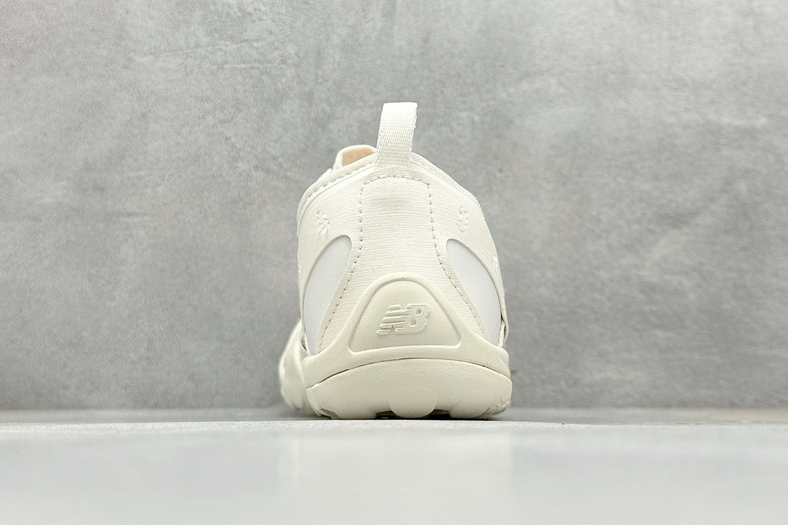 180 ISSEY MIYAKE/ x New Balance NB MT10O 舒适时尚 减震耐磨 低帮 生活休闲鞋 M10OIM-Chinese  UA Cheap High Quatity Brand  Clothes Bags handbags Sneakers wholesale wholesaler seller from China Factory suppliers Fashion Clothing  Shoes best Quality Beautiful Price  180 ISSEY MIYAKE/ x New Balance NB MT10O 舒适时尚 减震耐磨 低帮 生活休闲鞋 M10OIM